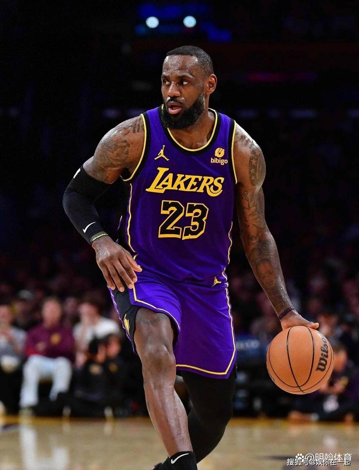 关于詹姆斯回归赛场，突破纪录首场状态亮眼，IG观众沸腾！的信息